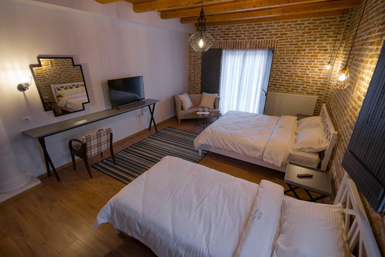 Barba Boutique Hotel Корча Экстерьер фото