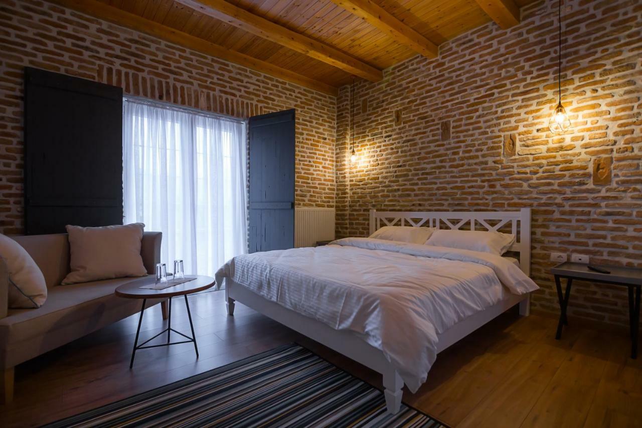 Barba Boutique Hotel Корча Экстерьер фото