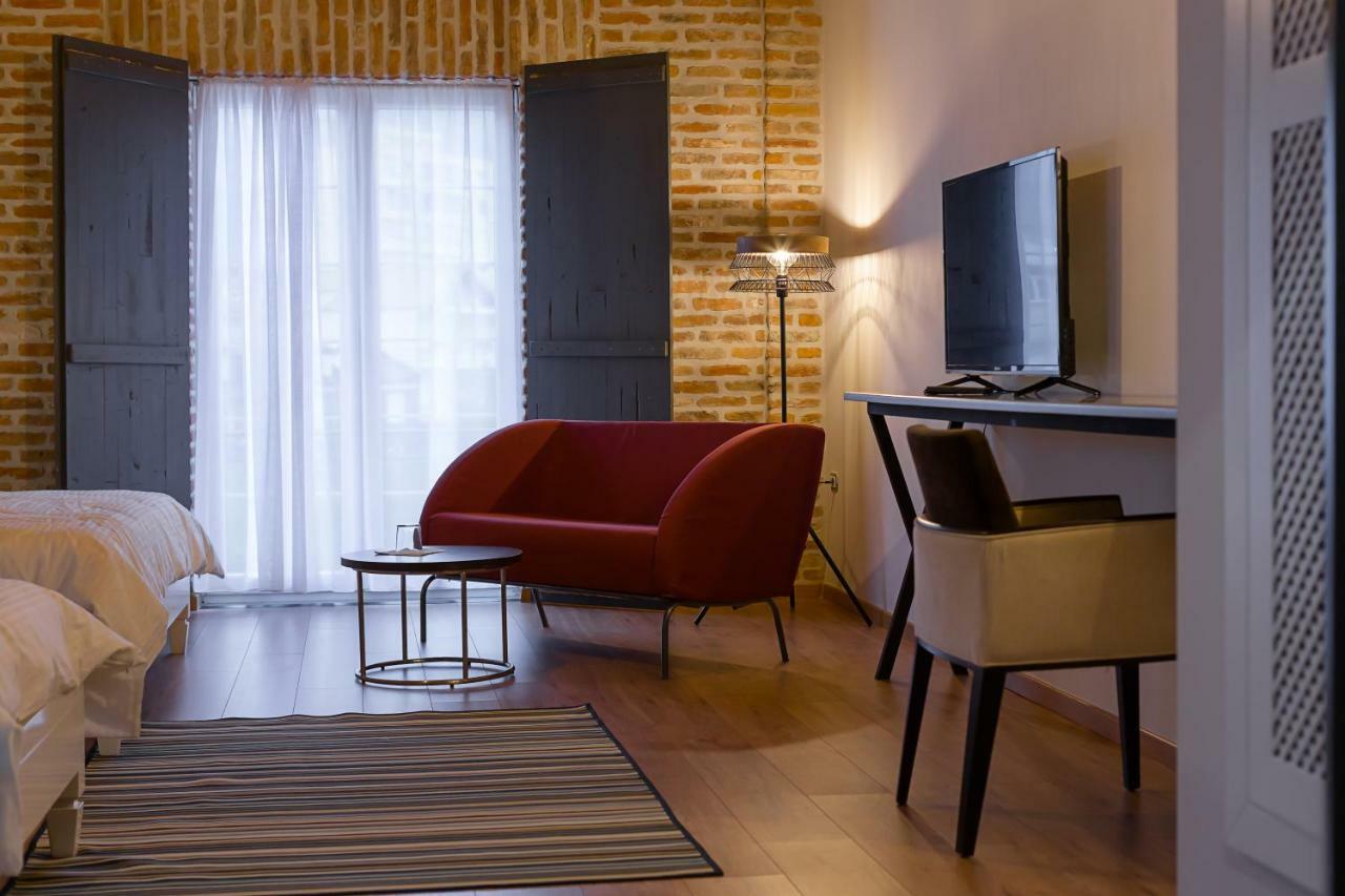 Barba Boutique Hotel Корча Экстерьер фото