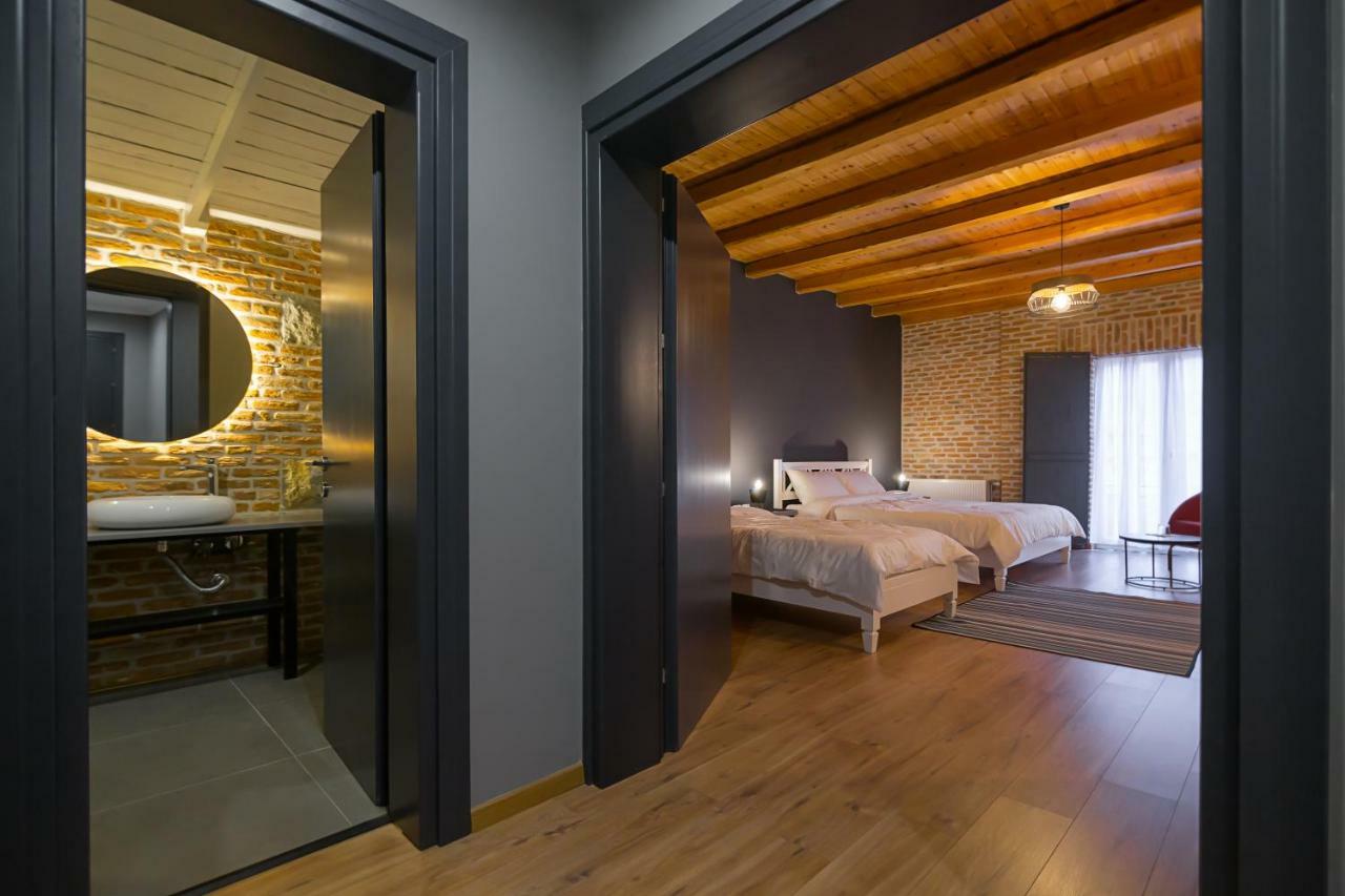 Barba Boutique Hotel Корча Экстерьер фото
