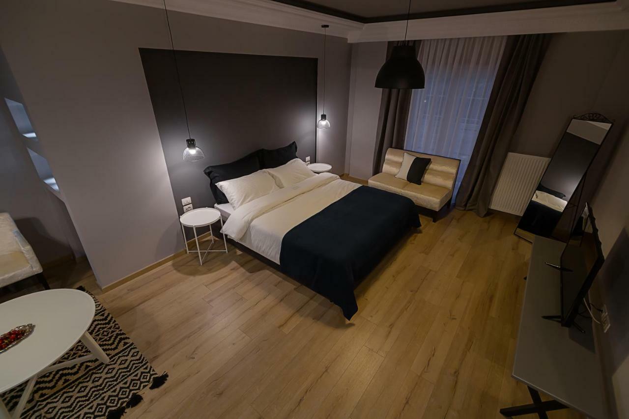 Barba Boutique Hotel Корча Экстерьер фото