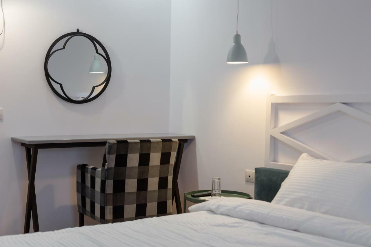 Barba Boutique Hotel Корча Экстерьер фото