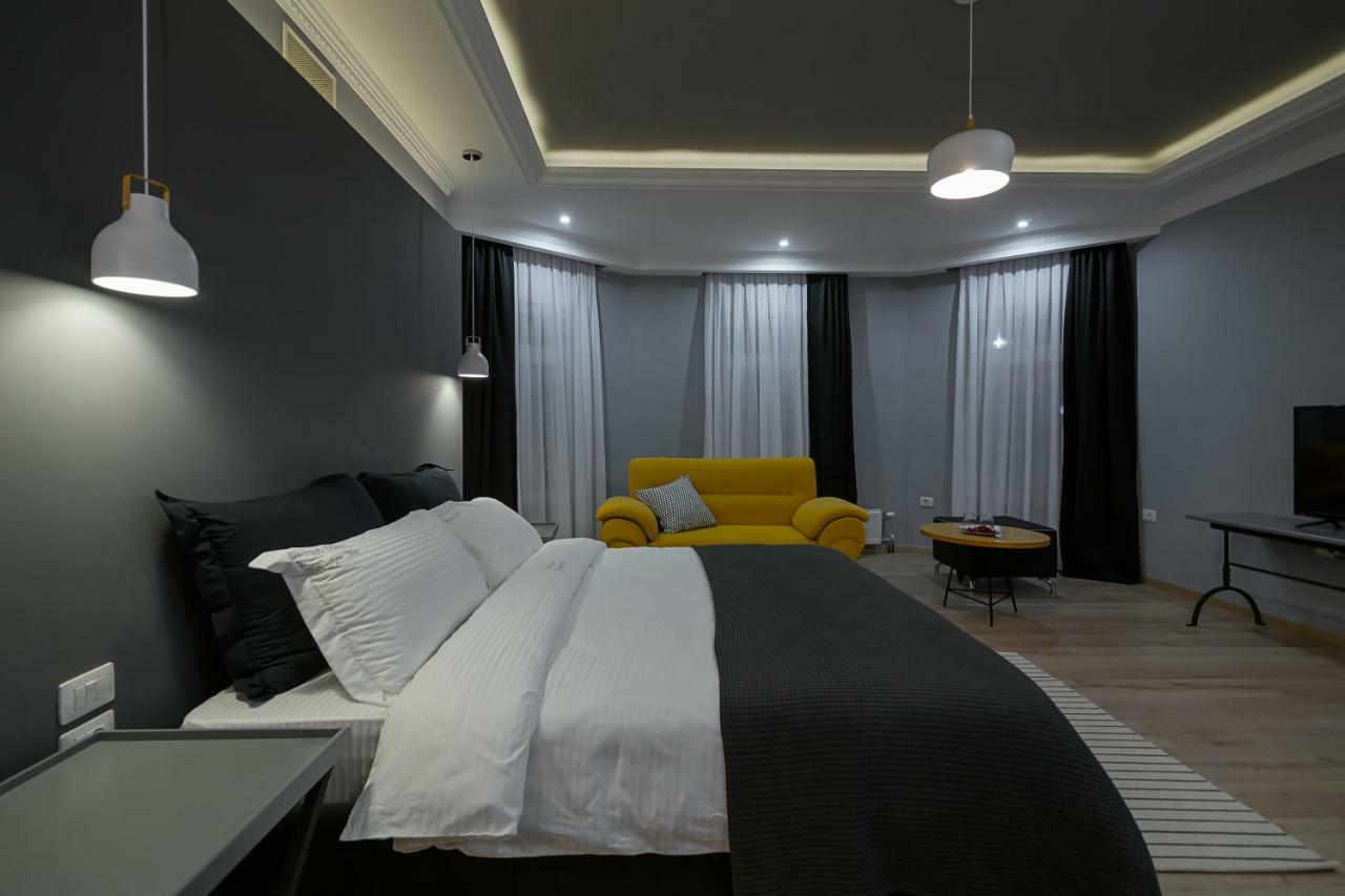 Barba Boutique Hotel Корча Экстерьер фото