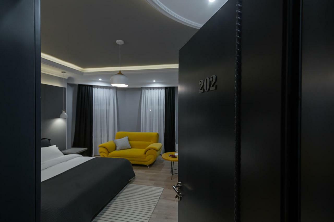 Barba Boutique Hotel Корча Экстерьер фото