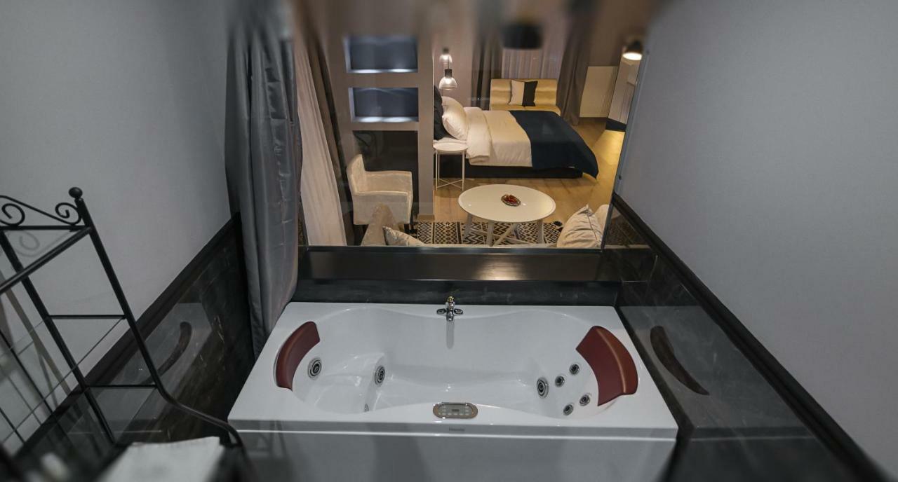 Barba Boutique Hotel Корча Экстерьер фото